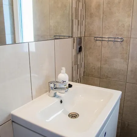 Popieluszki 8, Blisko Centrum, Praking Gratis, 50 Metrow Od Letnich Basenow * Mikołajki