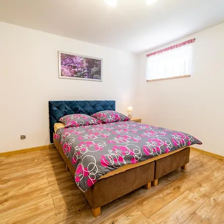 Ubytování v soukromí Popieluszki 8 Mikołajki