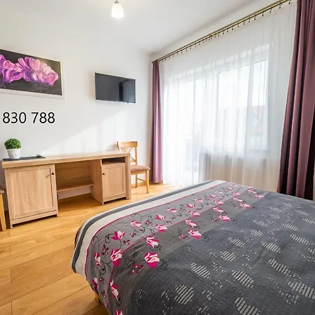 Popieluszki 8, Blisko Centrum, Praking Gratis, 50 Metrow Od Letnich Basenow * Mikołajki