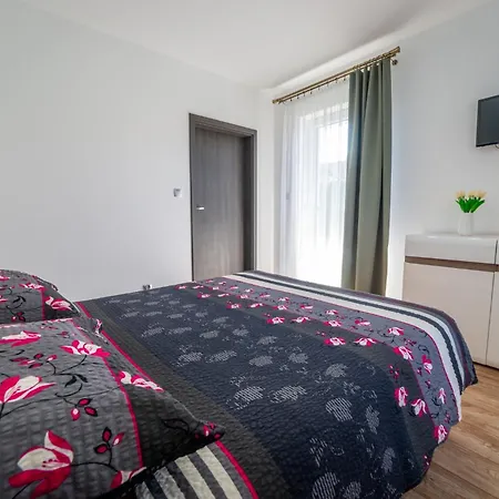 Popieluszki 8 Quarto em Acomodações Particulares Mikołajki