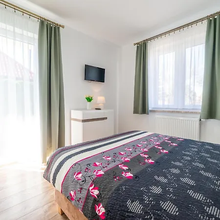 Villa Mikolajki Popieluszki 8, Blisko Centrum, Praking Gratis, 50 Metrow Od Letnich Basenow Mikołajki