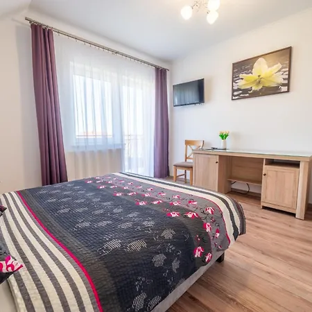 Popieluszki 8 Quarto em Acomodações Particulares Mikołajki