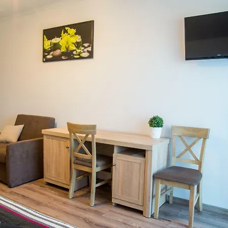 Villa Mikolajki Popieluszki 8, Blisko Centrum, Praking Gratis, 50 Metrow Od Letnich Basenow Mikołajki