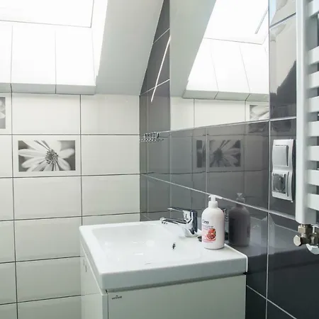 Popieluszki 8 Habitación en casa particular Mikołajki